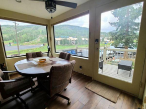 Brian Head Village Escape 4/3 with Ski Slope Views